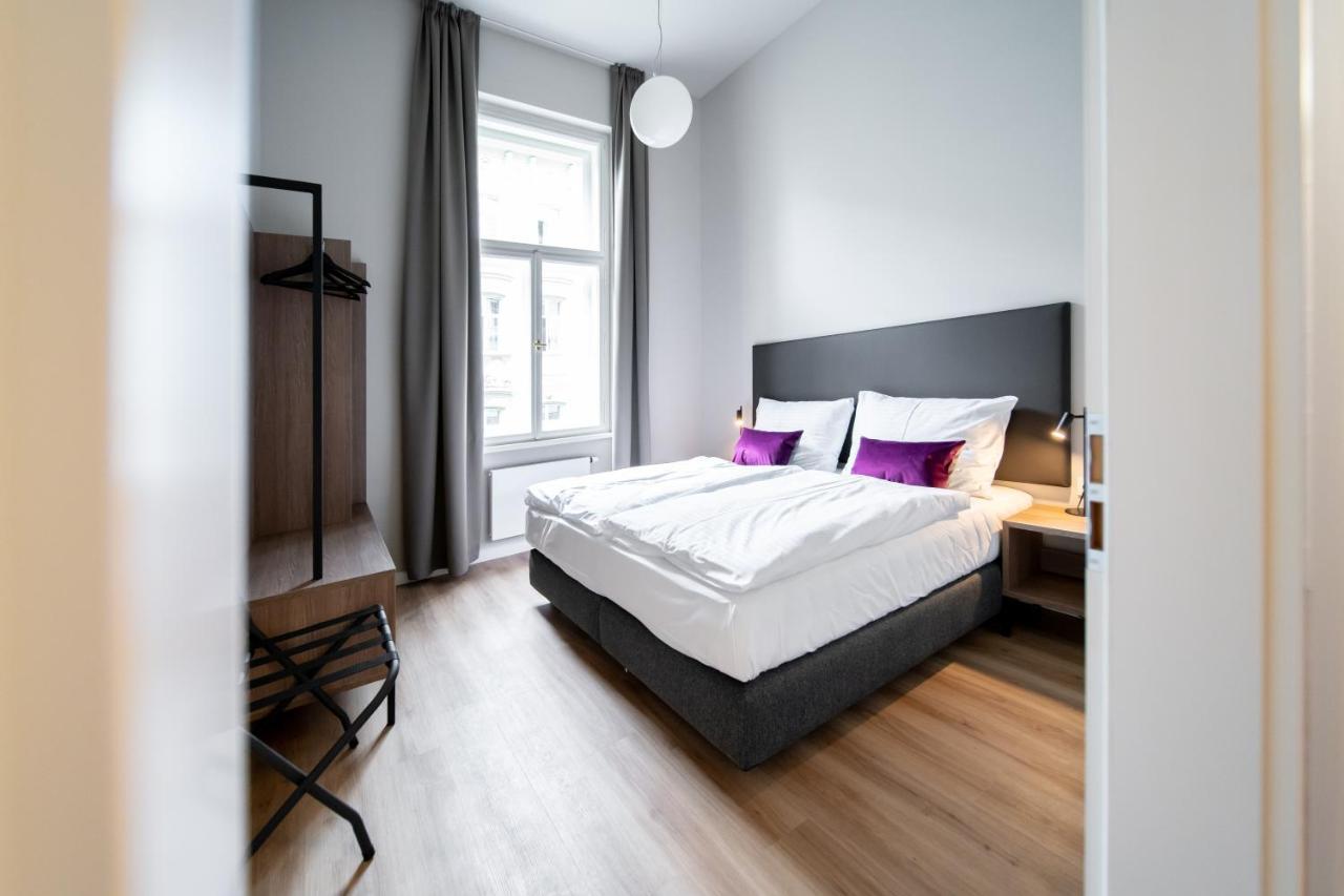 Karl By Zeitraum Aparthotel Прага Екстериор снимка