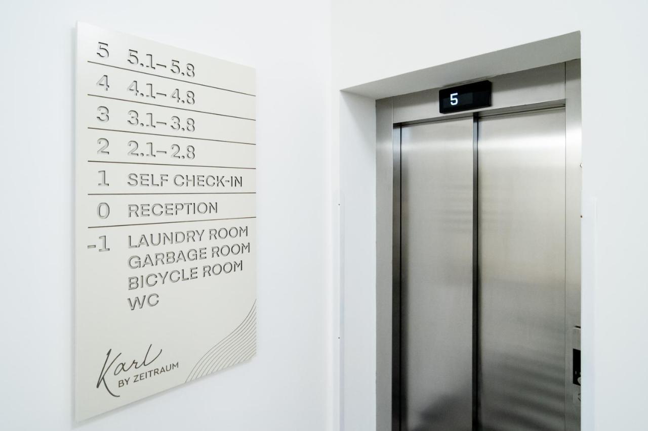 Karl By Zeitraum Aparthotel Прага Екстериор снимка